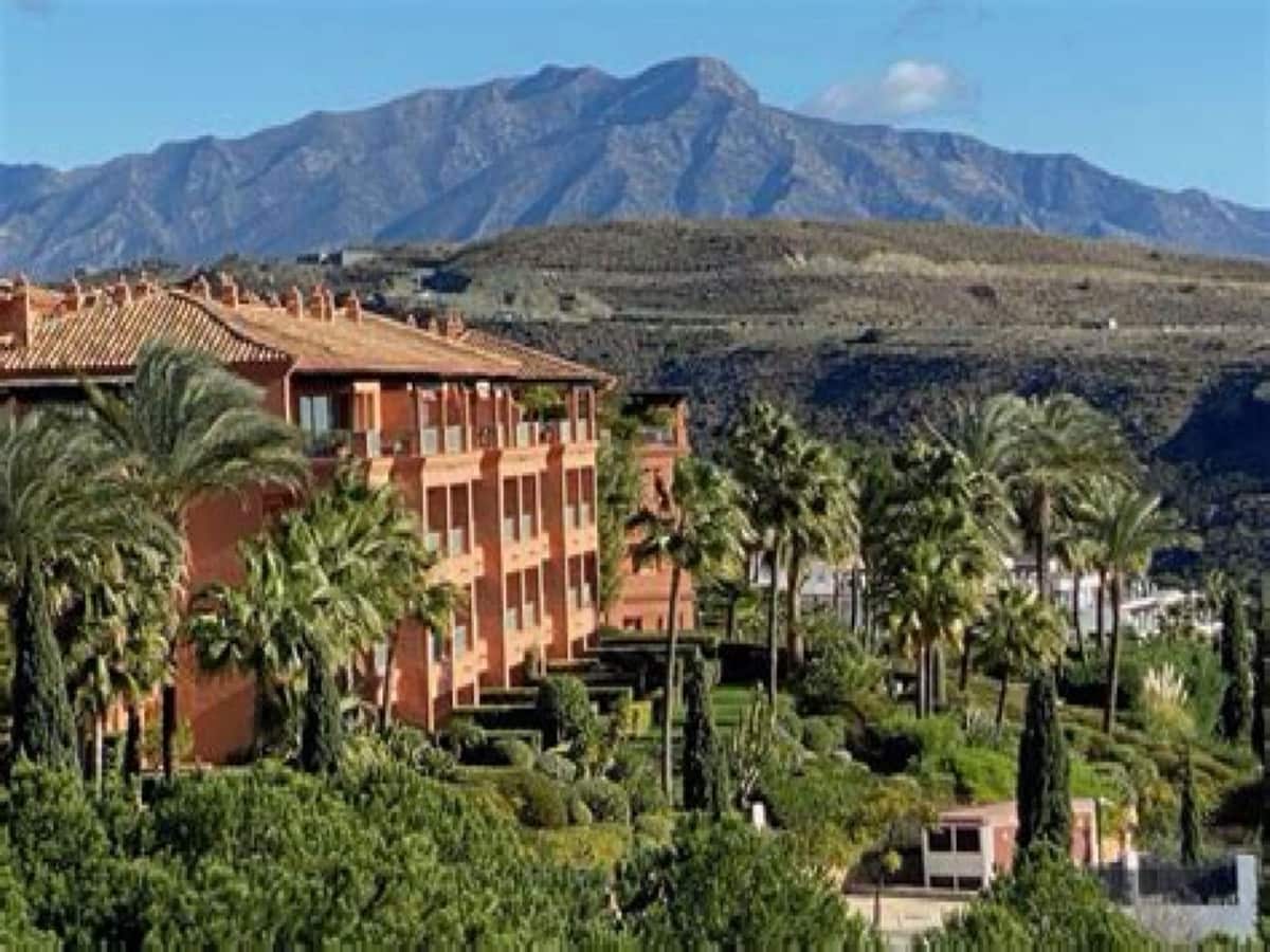 3 bedroom Apartment for sale in Los Flamingos with pool garage - € 750,000 (Ref: 9313927)