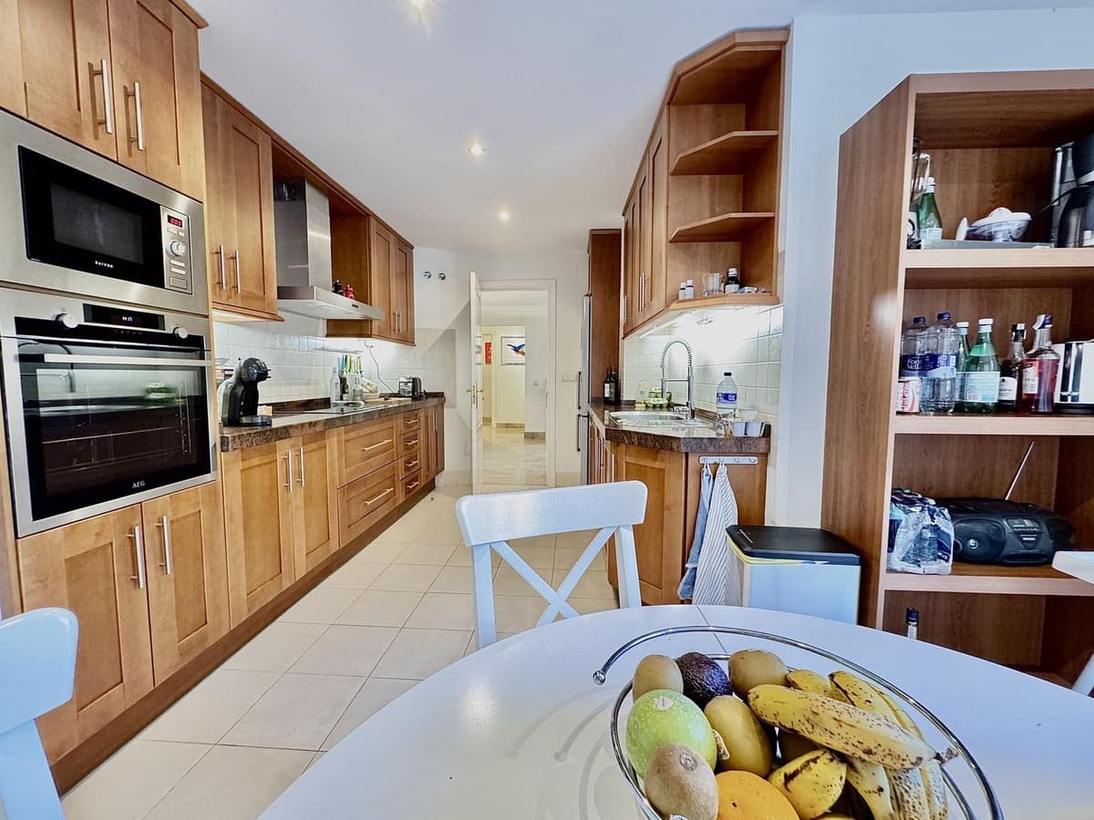 3 soveværelse Lejlighed til salg i Los Flamingos med swimmingpool garage - € 1.050.000 (Ref: 9360286)