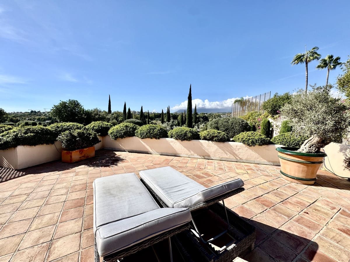 3 soveværelse Lejlighed til salg i Los Flamingos med swimmingpool garage - € 1.050.000 (Ref: 9360286)