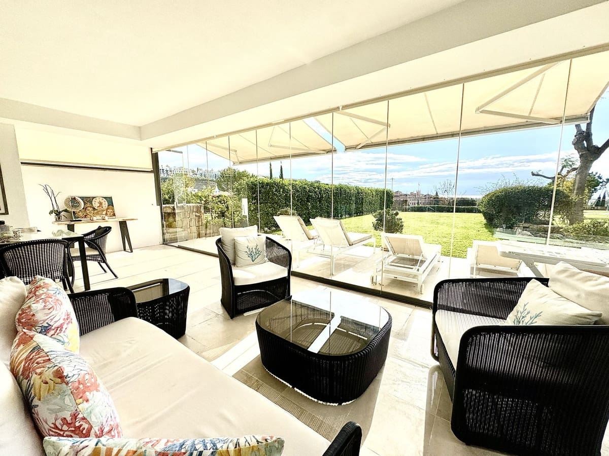 2 soveværelse Lejlighed til salg i Los Flamingos med swimmingpool garage - € 785.000 (Ref: 9426958)