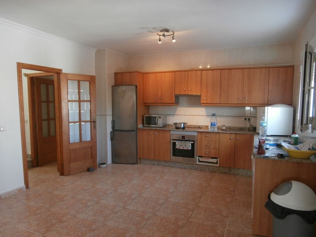 6 bedroom Villa for sale in Mojacar with pool - € 649,000 (Ref: 3908944)