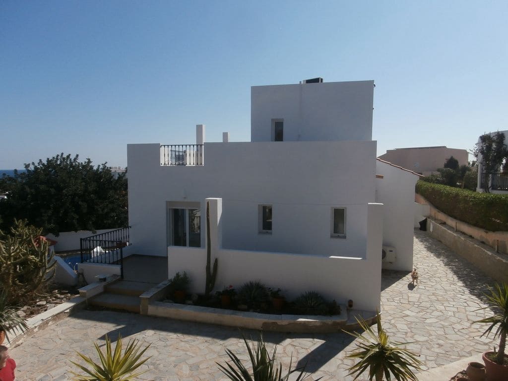 6 bedroom Villa for sale in Mojacar with pool - € 649,000 (Ref: 3908944)