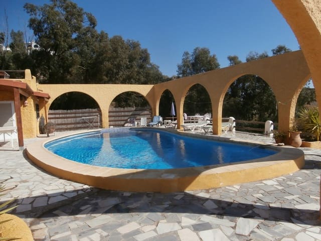 Finca/Maison de Campagne de 4 chambres de location de vacances à Mojácar avec piscine garage - 1 300 € (Ref: 7716538)