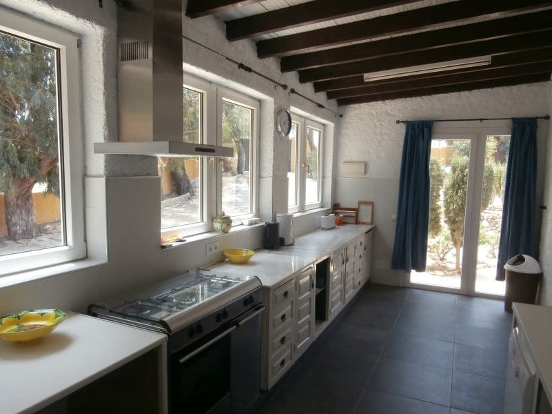 4 bedroom Finca/Country House for holiday rental in Mojacar with pool garage - € 1,300 (Ref: 7716538)