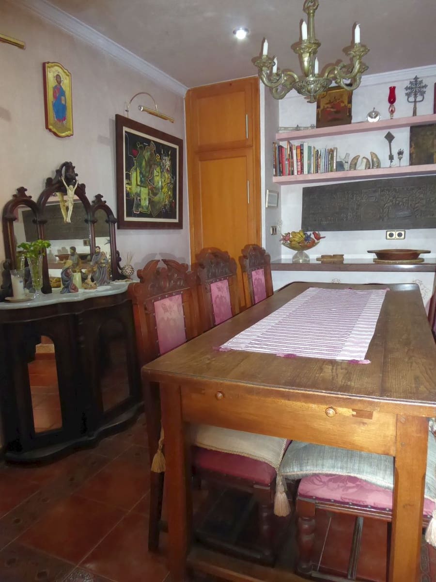 4 bedroom Villa for sale in Mojacar with pool garage - € 985,000 (Ref: 8022532)