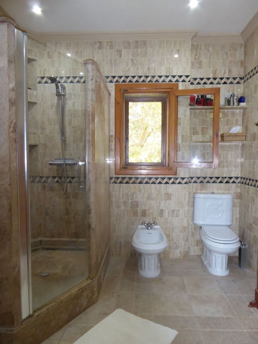 4 bedroom Villa for sale in Mojacar with pool garage - € 985,000 (Ref: 8022532)