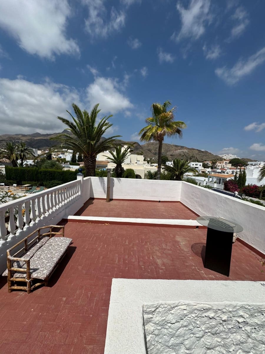 Chalet de 7 habitaciones en Mojácar en venta con piscina garaje - 1.200.000 € (Ref: 9127177)