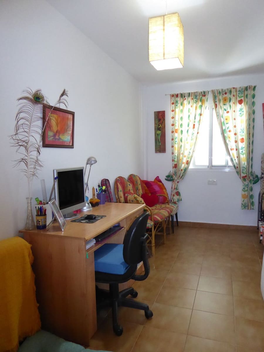 4 soveværelse Strandlejlighed til salg i Mojacar med swimmingpool garage - € 429.000 (Ref: 9705913)