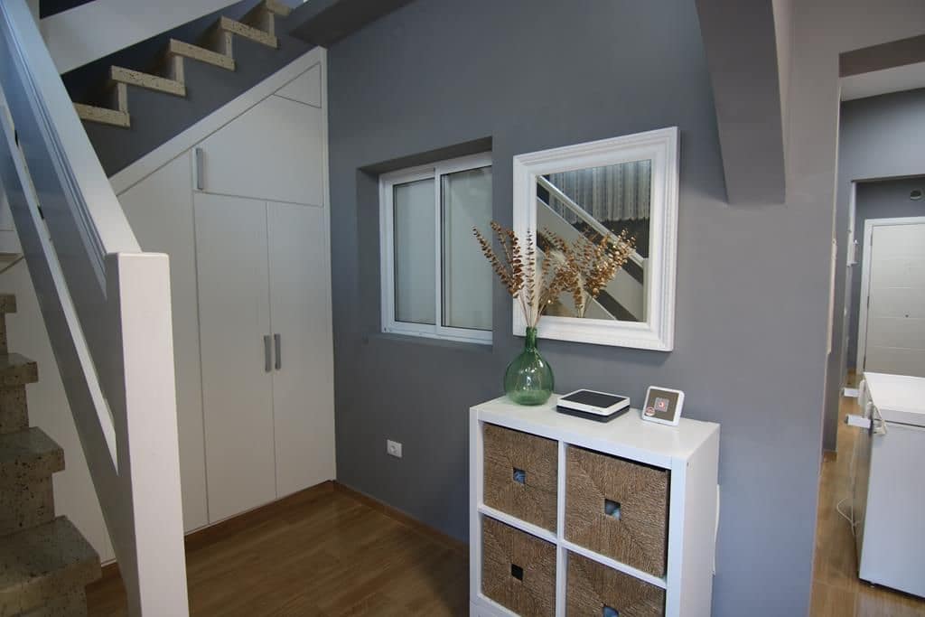 4 bedroom Townhouse for sale in Carretera Centro, Las Palmas de Gran Canaria € 245,000 (Ref