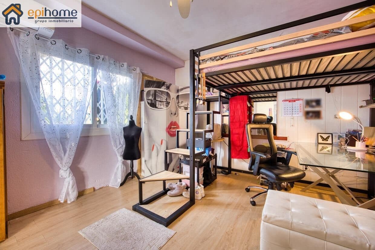 3 sypialnia Penthouse na sprzedaż w El Campello z basenem garażem - 425 000 € (Ref: 10032234)