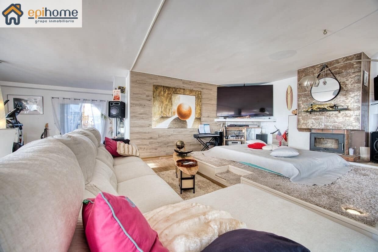 3 sypialnia Penthouse na sprzedaż w El Campello z basenem garażem - 425 000 € (Ref: 10032234)