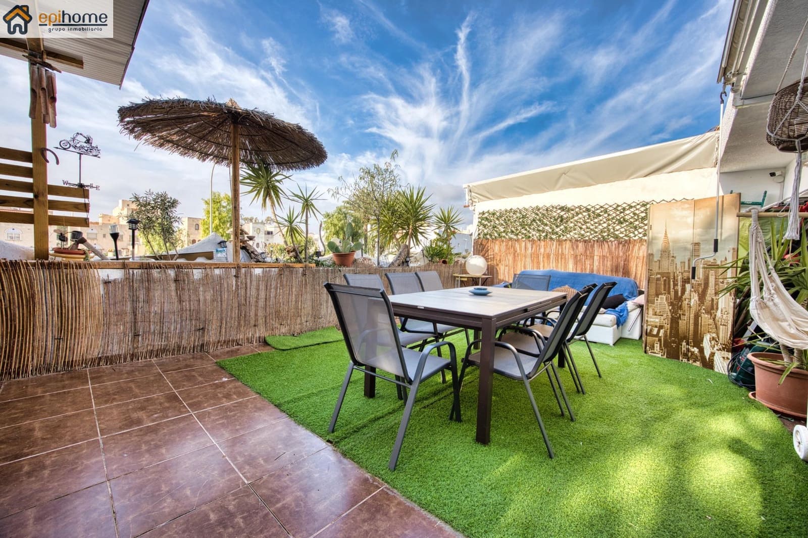 3 sypialnia Penthouse na sprzedaż w El Campello z basenem garażem - 425 000 € (Ref: 10032234)