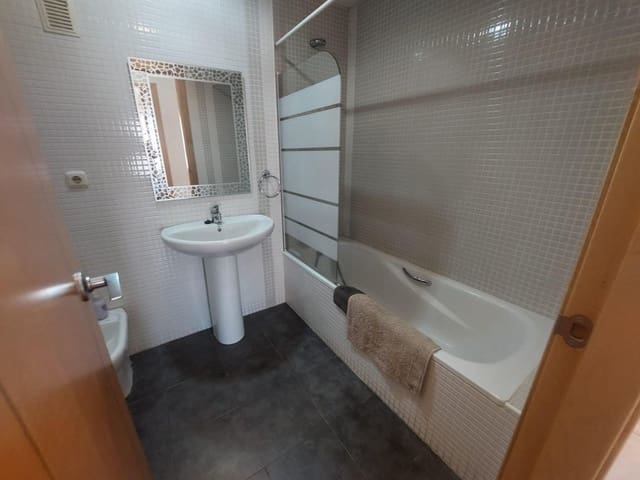 2 makuuhuone Huoneisto myytävänä paikassa La Villajoyosa / Vila Joiosa mukana uima-altaan 
autotalli - 279 000 € (Ref: 10032235)