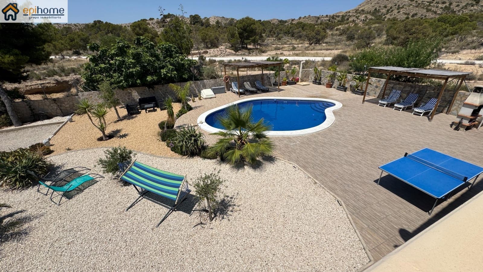 5 bedroom Villa for sale in Muchamiel / Mutxamel with pool garage - € 495,000 (Ref: 10032237)