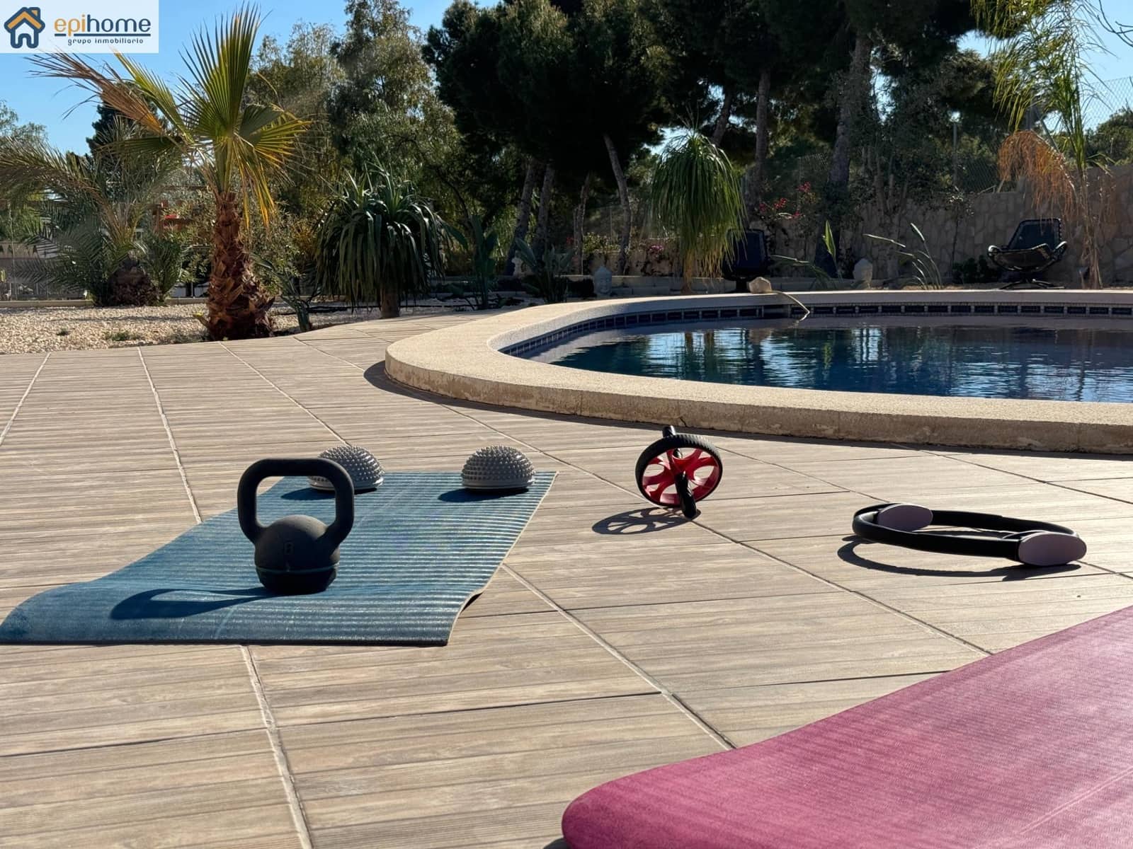 5 bedroom Villa for sale in Muchamiel / Mutxamel with pool garage - € 495,000 (Ref: 10032237)