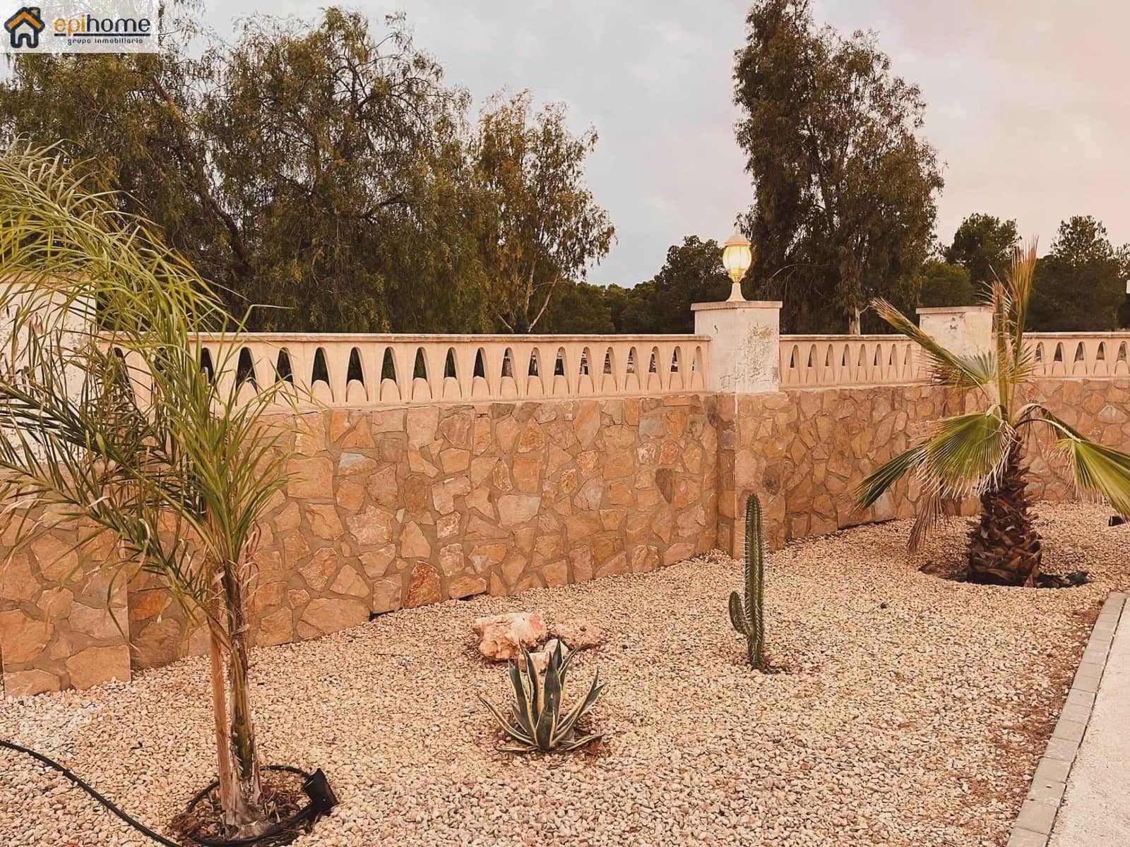 5 bedroom Villa for sale in Muchamiel / Mutxamel with pool garage - € 495,000 (Ref: 10032237)