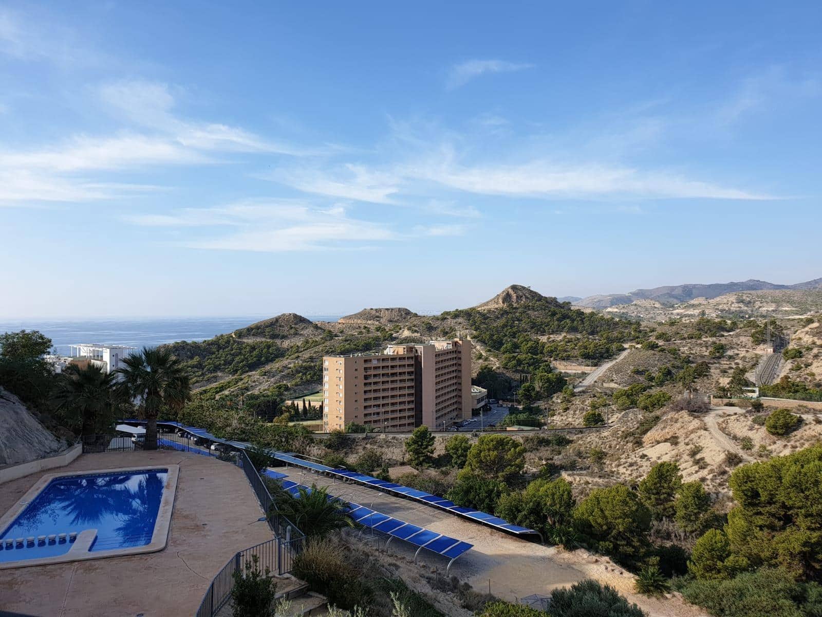 Apartamento de 2 habitaciones en La Villajoyosa / Vila Joiosa en alquiler con piscina garaje - 850 € (Ref: 10035372)