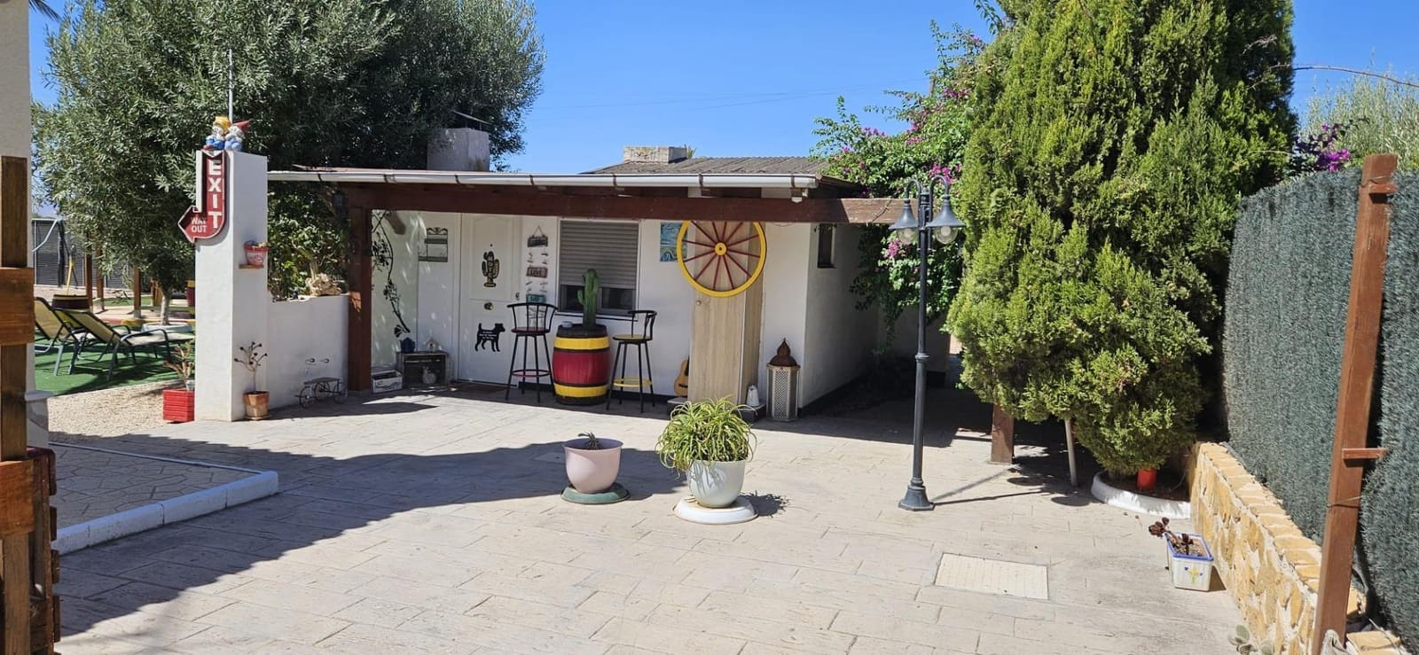 5 bedroom Villa for sale in Matola with pool garage - € 679,000 (Ref: 10059479)