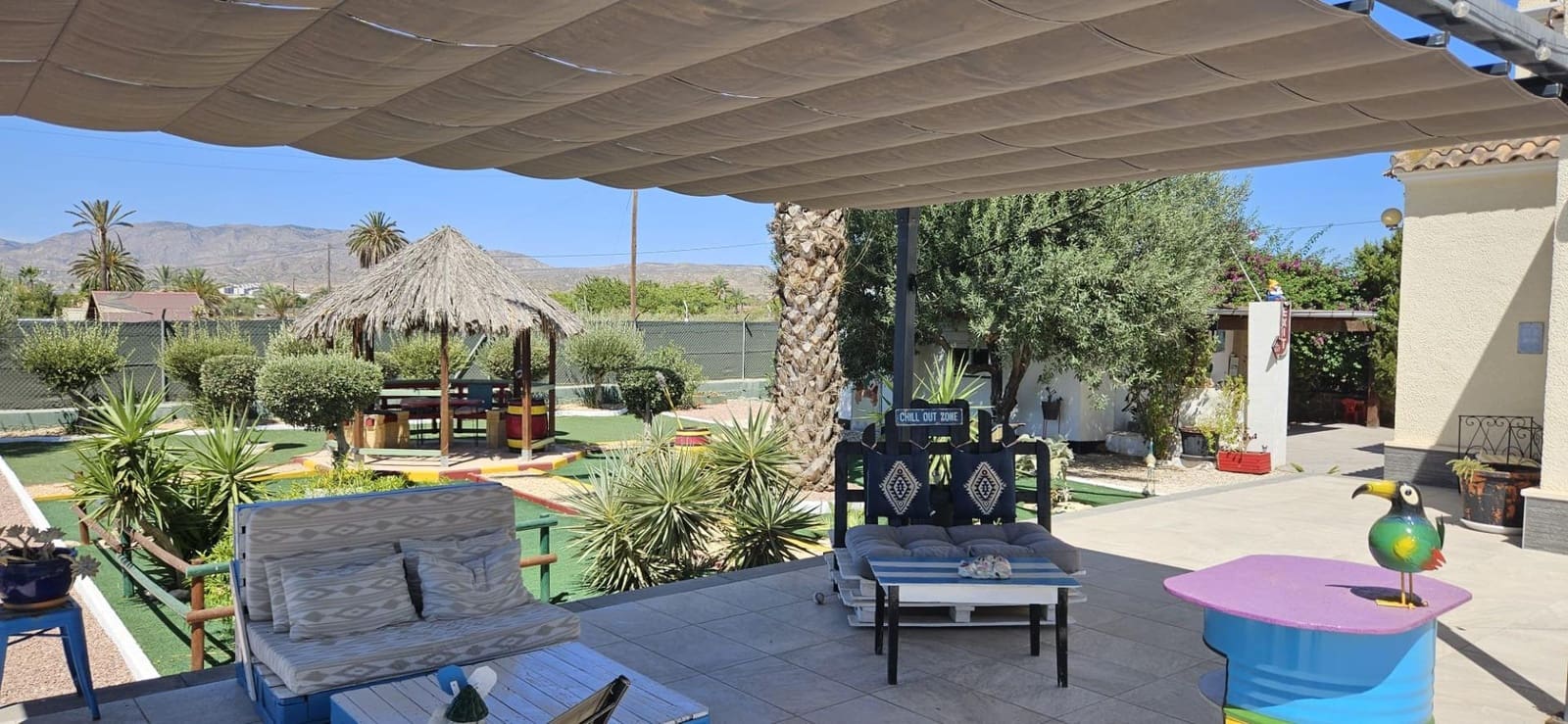 5 bedroom Villa for sale in Matola with pool garage - € 679,000 (Ref: 10059479)