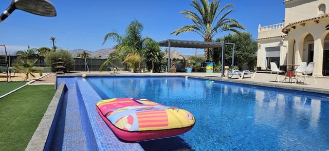 5 slaapkamer Villa te koop in Matola, Elche / Elx met zwembad garage - € 679.000 (Ref: 10059479)