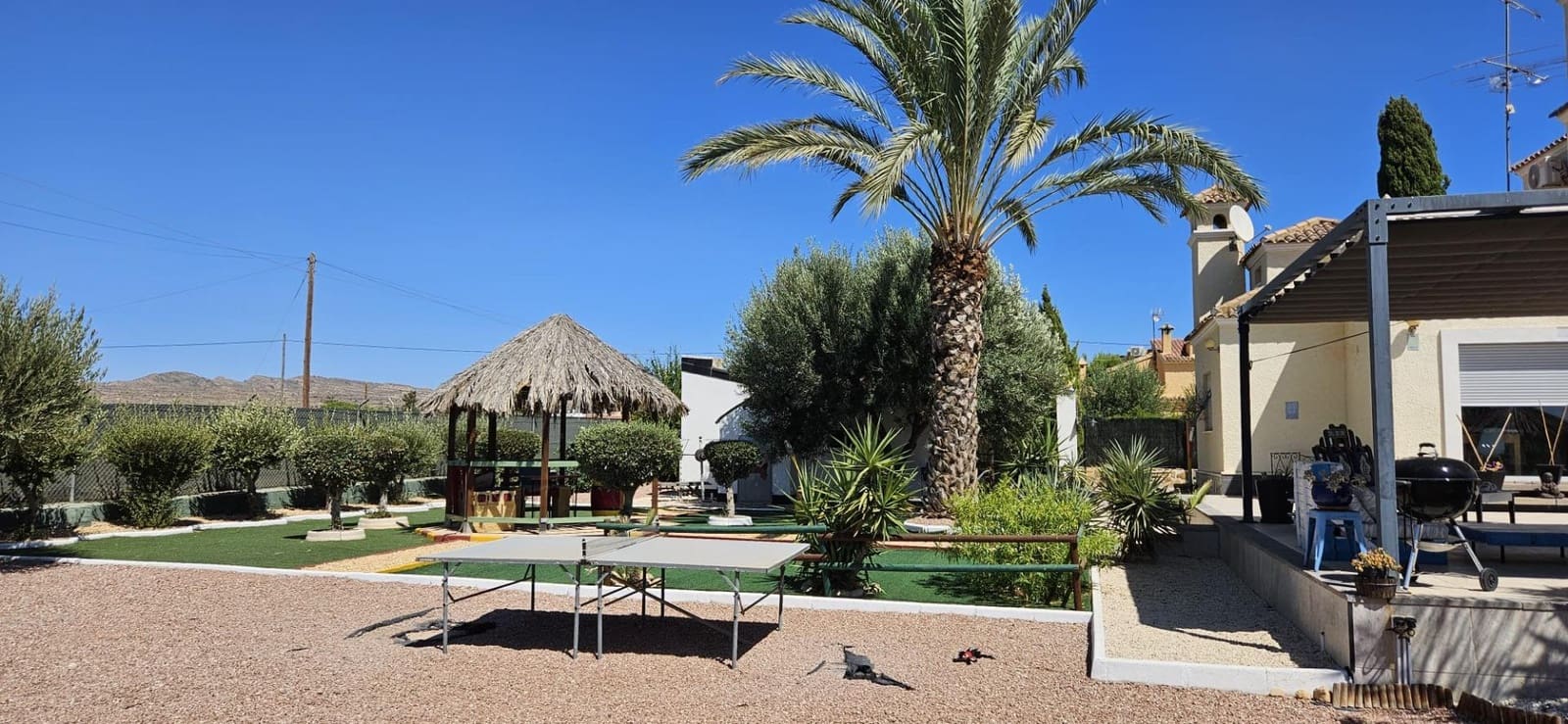 5 bedroom Villa for sale in Matola with pool garage - € 679,000 (Ref: 10059479)
