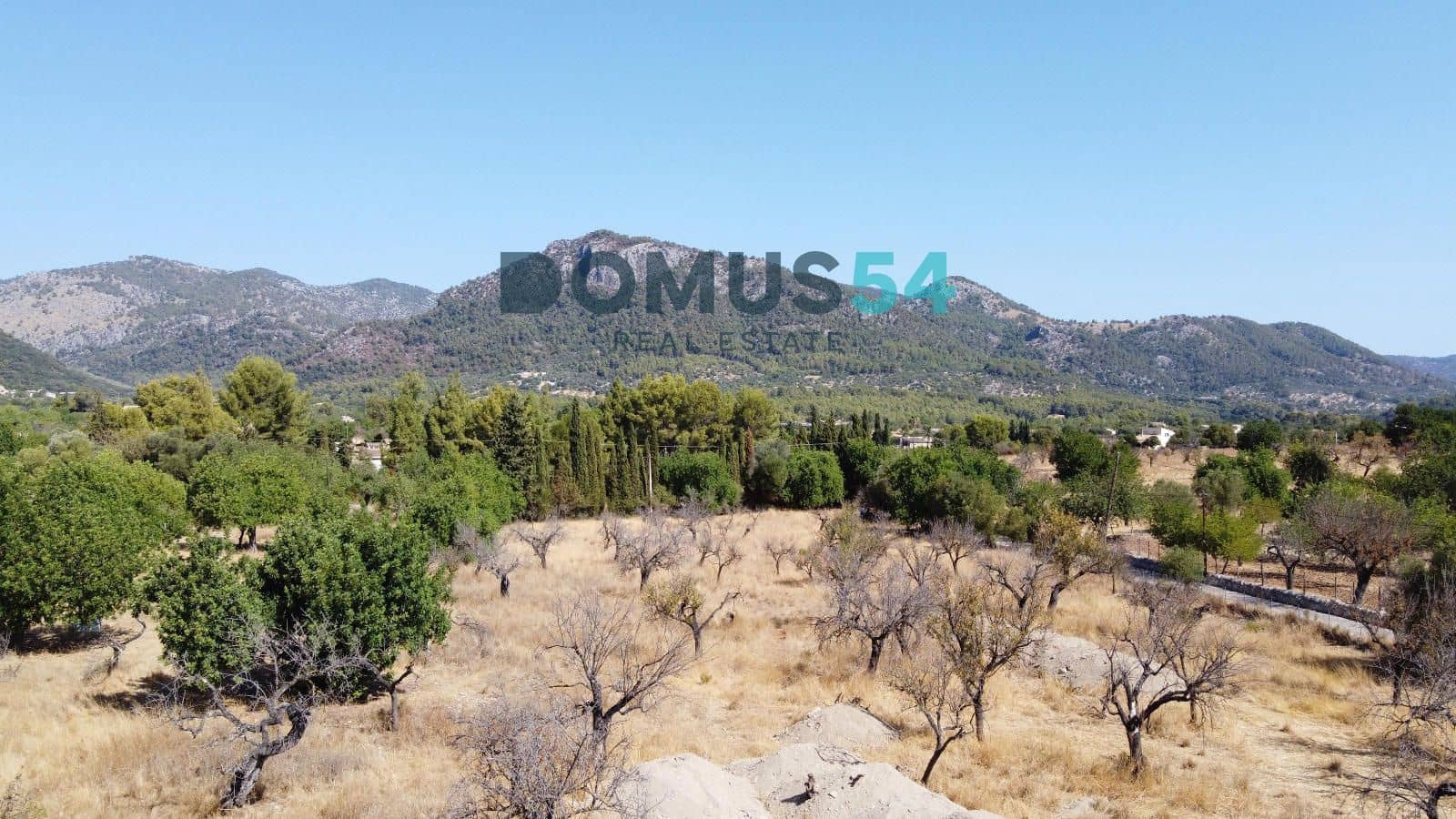 Building Plot for sale in Moscari - € 750,000 (Ref: 10057288)