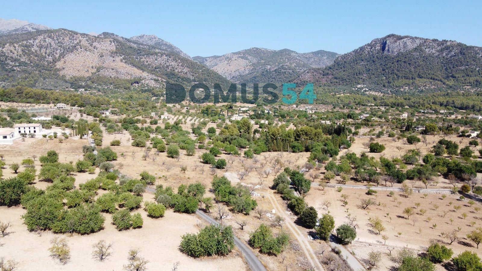 Building Plot for sale in Moscari - € 750,000 (Ref: 10057288)