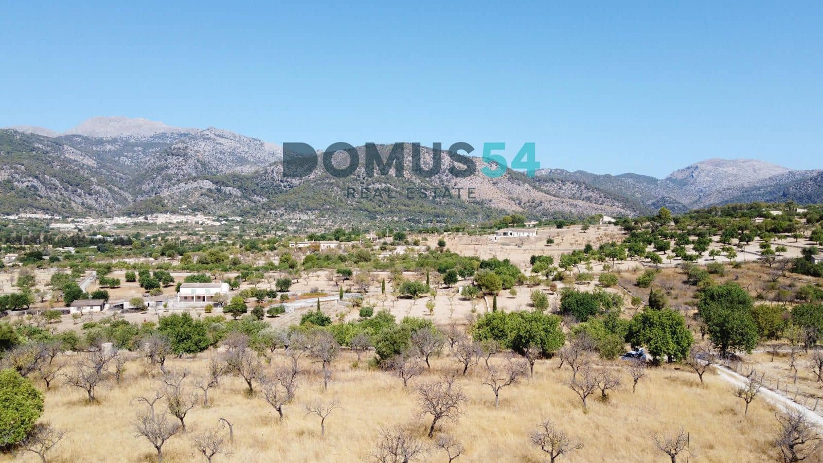 Building Plot for sale in Moscari - € 750,000 (Ref: 10057289)