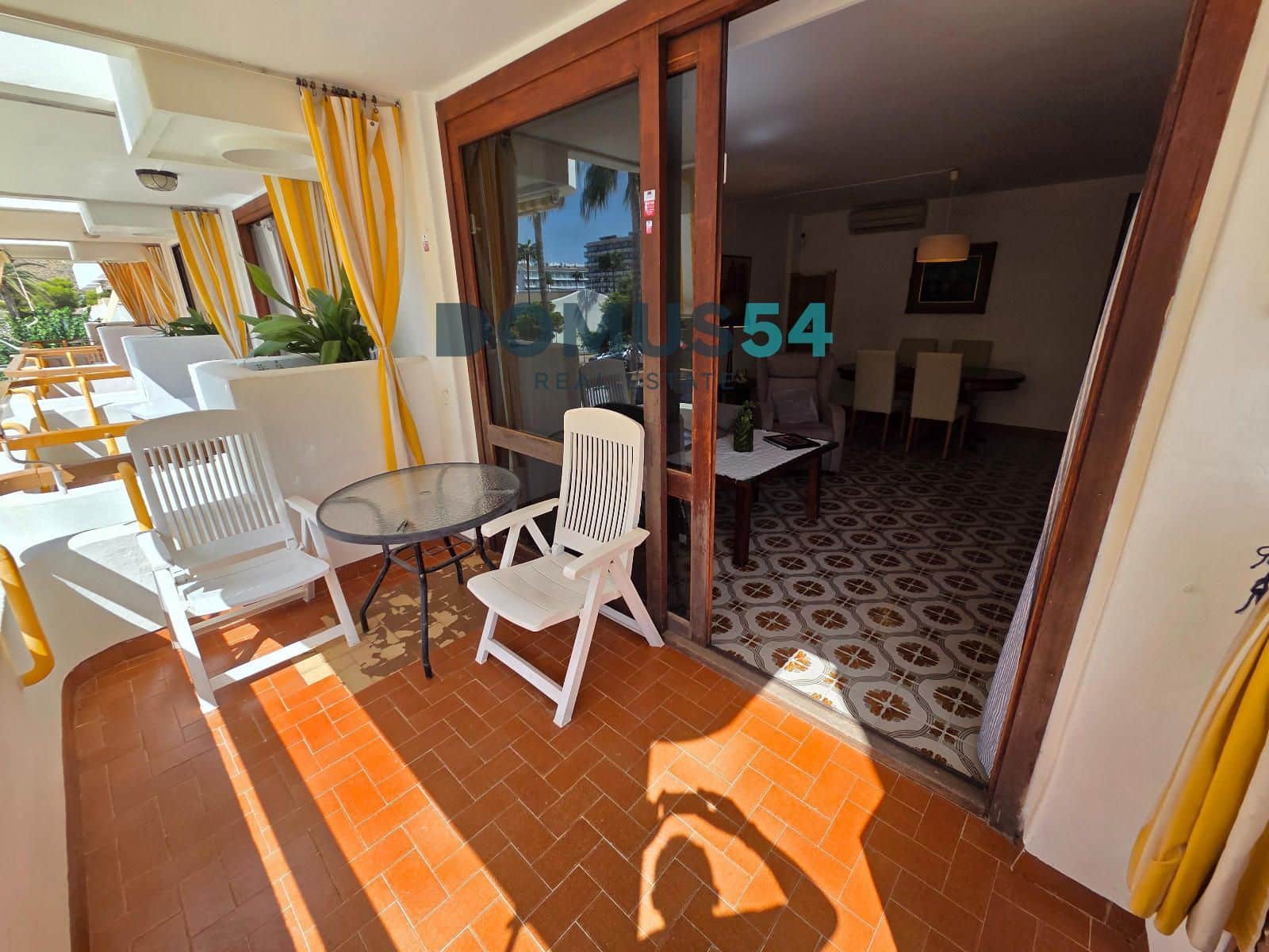 2 soveværelse Lejlighed til salg i Puerto de Alcudia - € 320.000 (Ref: 10057692)