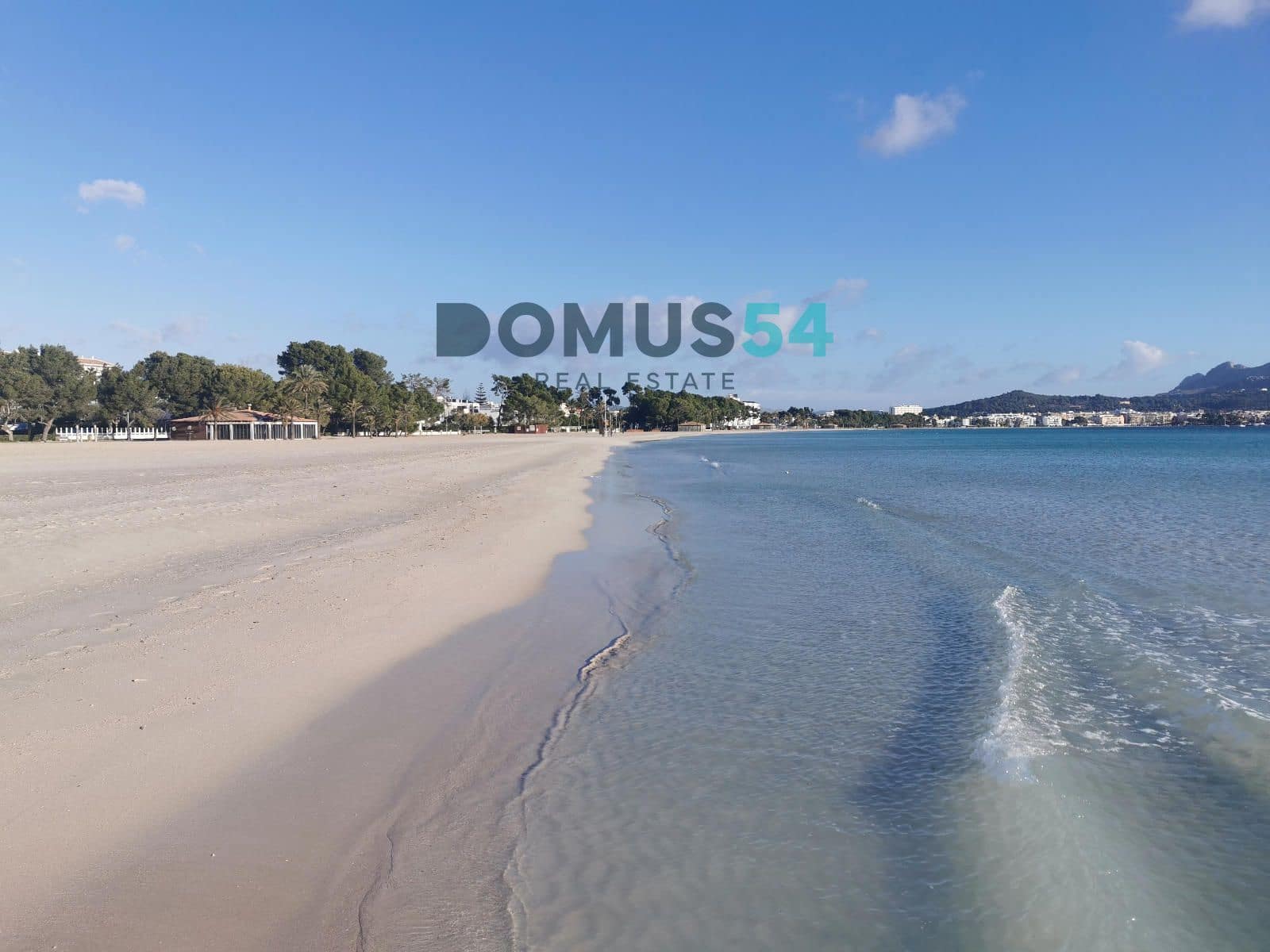 2 soveværelse Lejlighed til salg i Puerto de Alcudia - € 320.000 (Ref: 10057692)