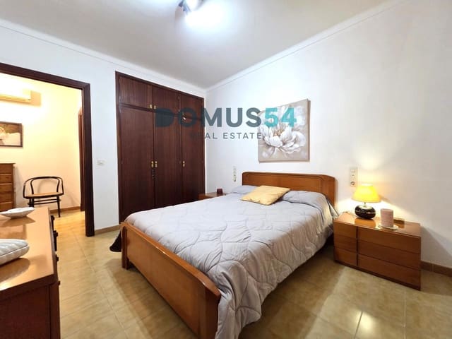 3 bedroom Flat for sale in Sa Pobla with garage - € 360,000 (Ref: 10073307)