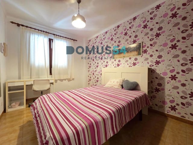 3 bedroom Flat for sale in Sa Pobla with garage - € 360,000 (Ref: 10073307)