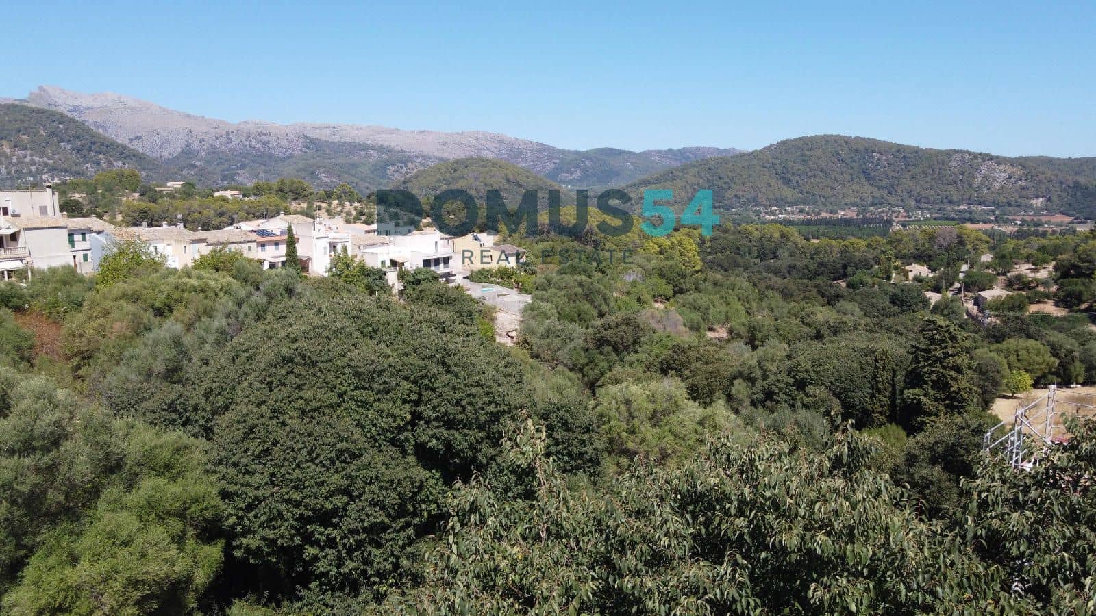 Building Plot for sale in Campanet - € 420,000 (Ref: 10120627)