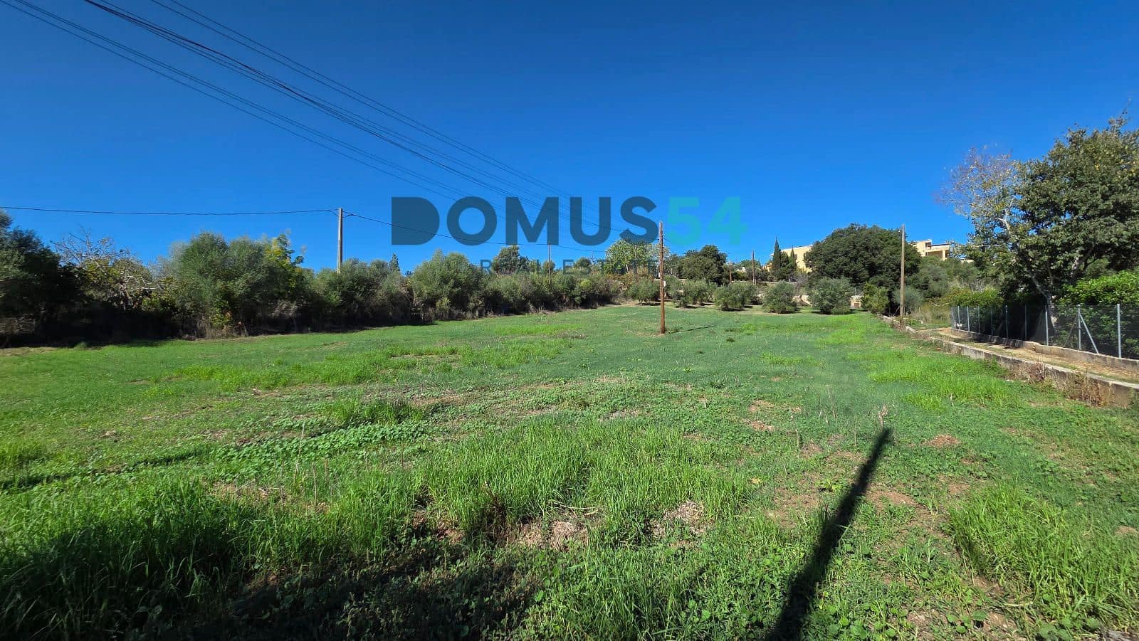 Grunde uden byggetilladelser til salg i Campanet - € 40.000 (Ref: 10175682)