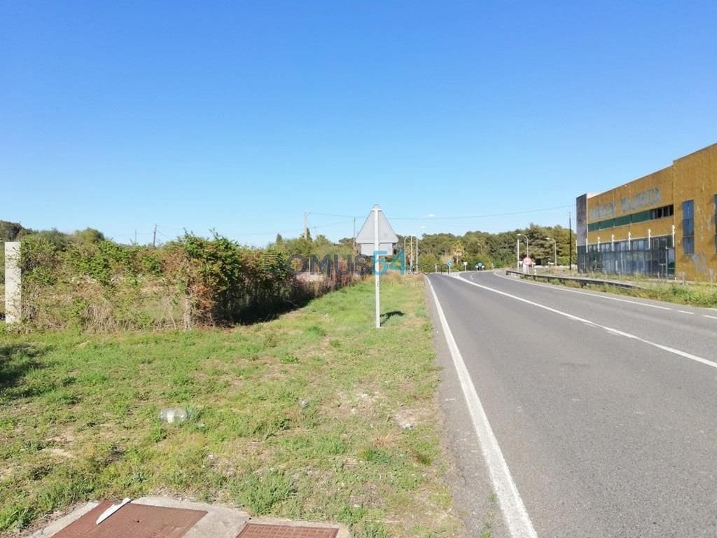 Grunde uden byggetilladelser til salg i Campanet - € 79.000 (Ref: 6024519)