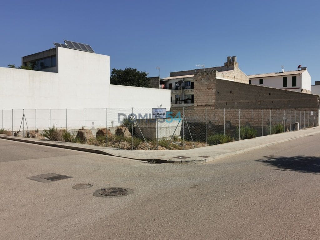 Building Plot for sale in Sa Pobla - € 850,000 (Ref: 6024527)
