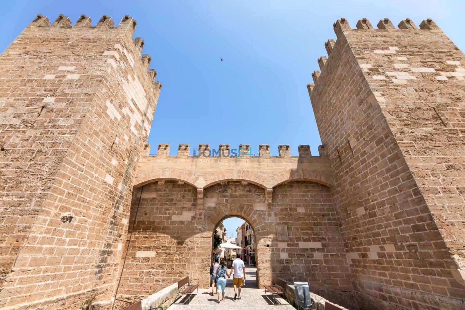 Erhverv til leje i Alcudia - € 5.500 (Ref: 7627516)