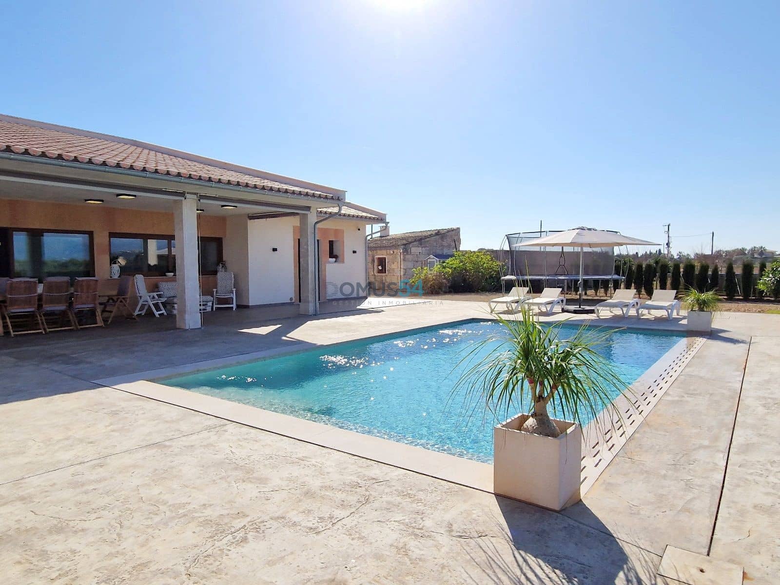 4 soveværelse Villa til salg i Sa Pobla med swimmingpool garage - € 1.395.000 (Ref: 8079457)
