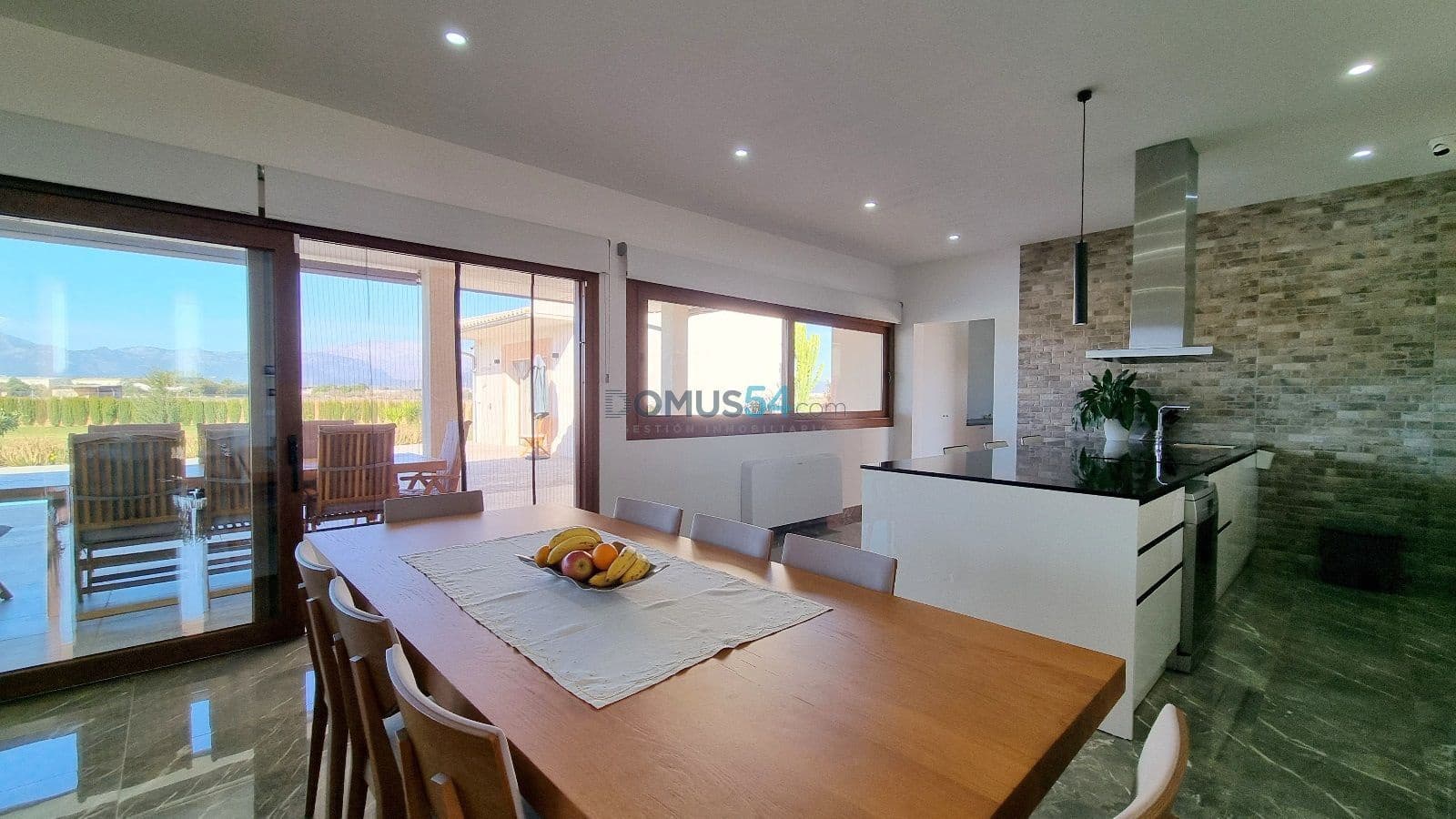 4 soveværelse Villa til salg i Sa Pobla med swimmingpool garage - € 1.395.000 (Ref: 8079457)