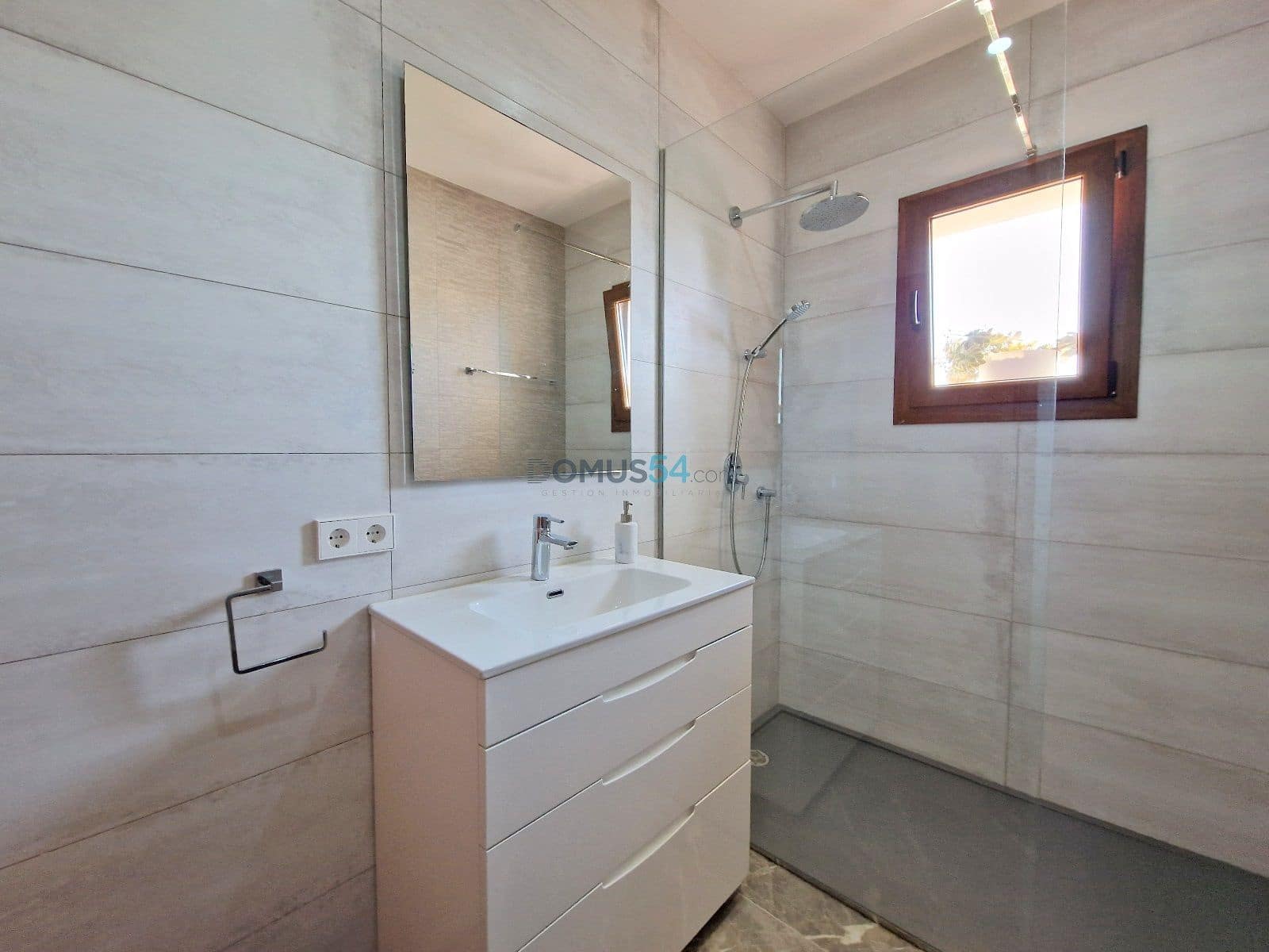 4 soveværelse Villa til salg i Sa Pobla med swimmingpool garage - € 1.395.000 (Ref: 8079457)