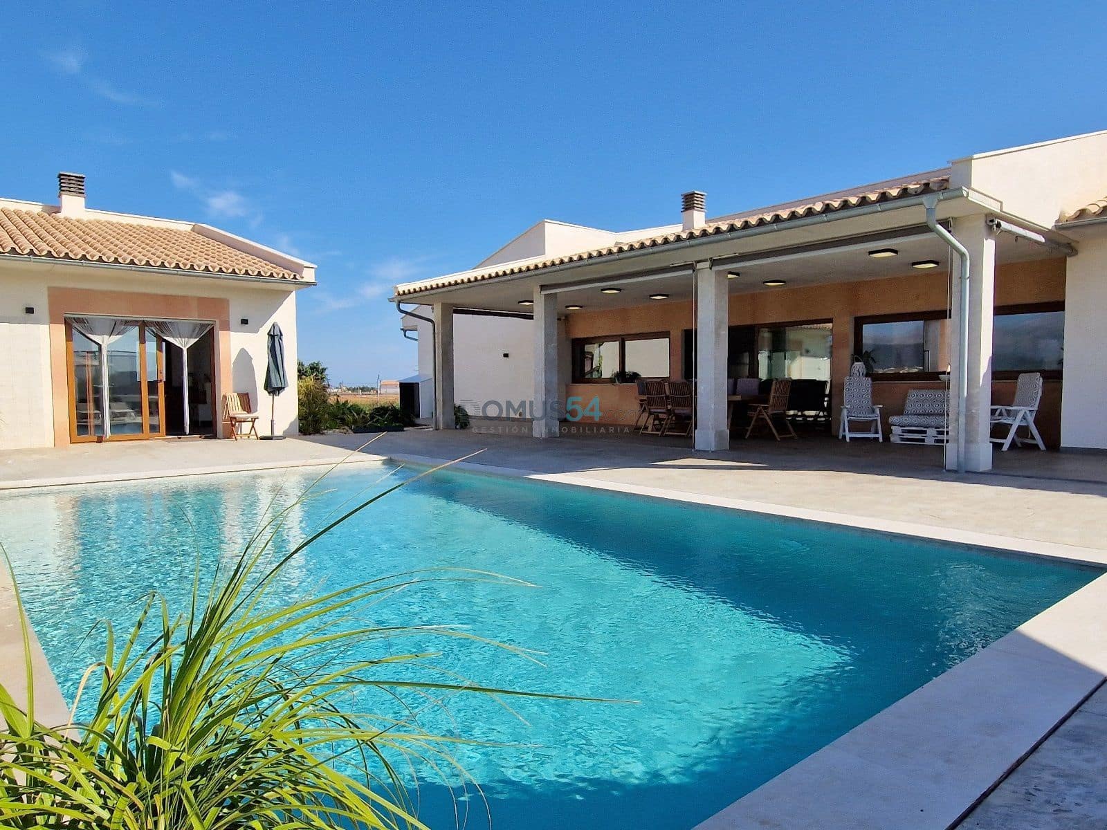 4 soveværelse Villa til salg i Sa Pobla med swimmingpool garage - € 1.395.000 (Ref: 8079457)