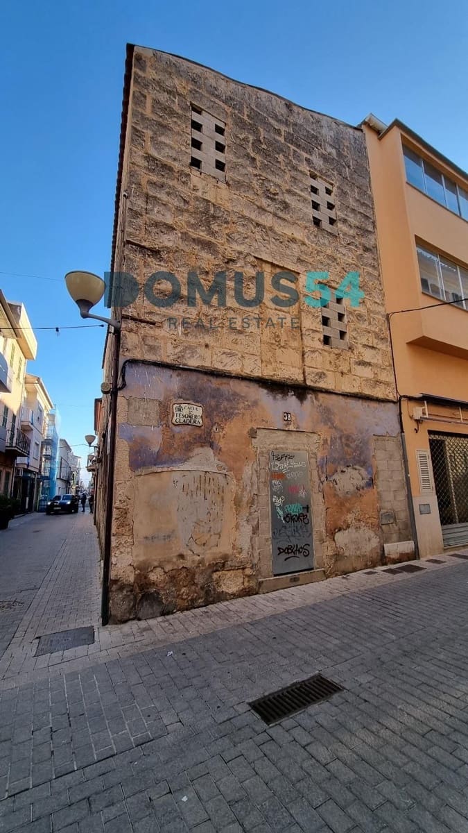 Villa for sale in Sa Pobla - € 199,000 (Ref: 8680824)