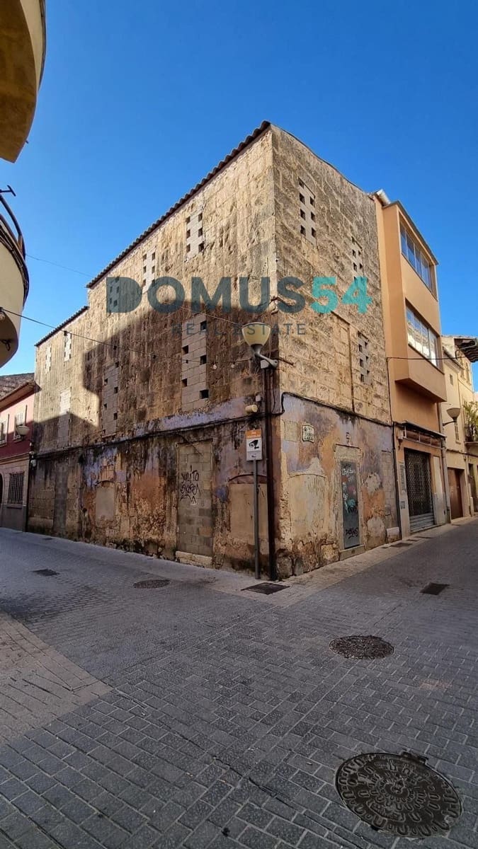 Villa for sale in Sa Pobla - € 199,000 (Ref: 8680824)