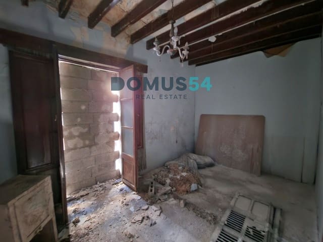 Villa til salgs i Sa Pobla - € 199 000 (Ref: 8680824)