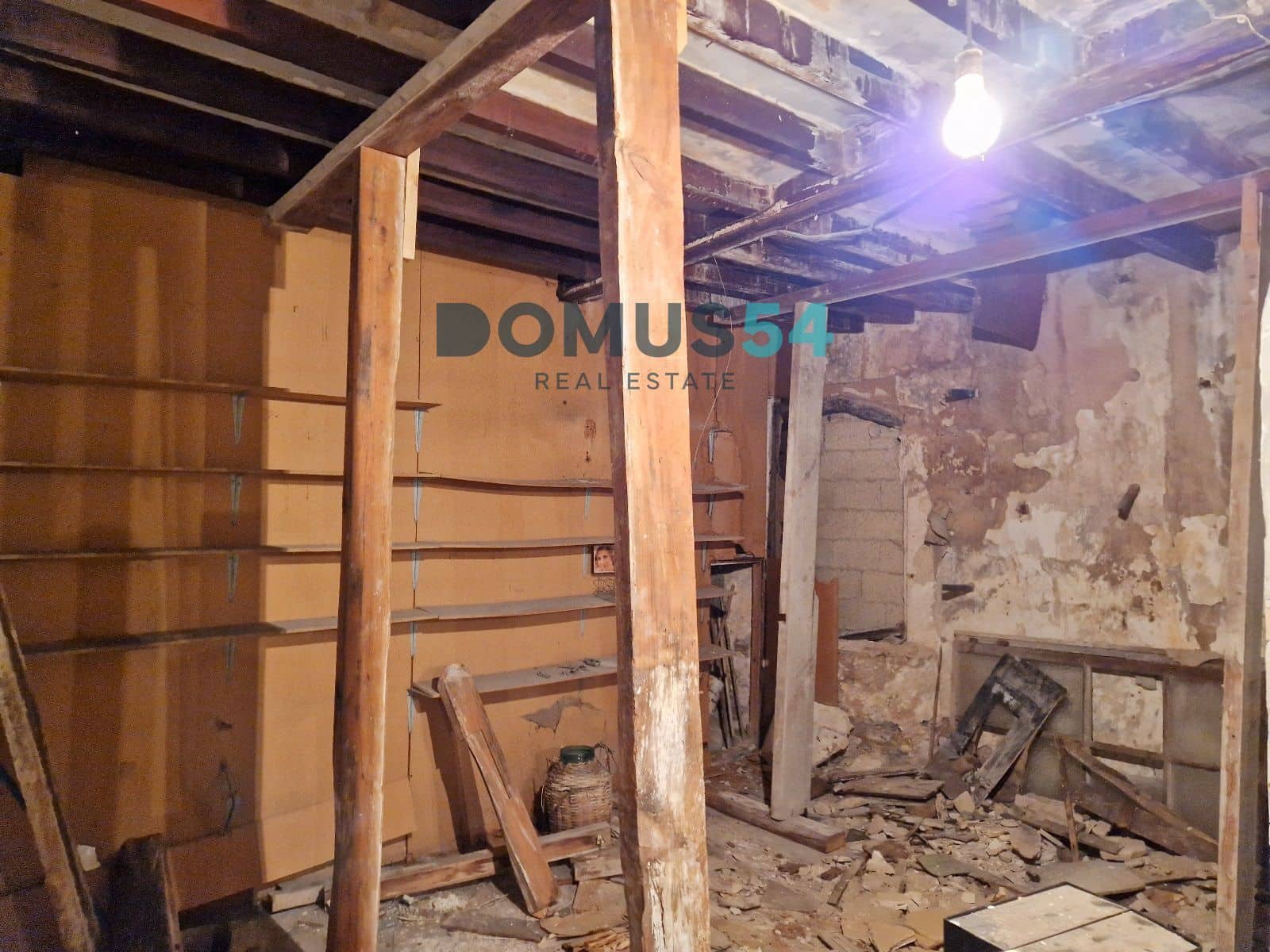 Villa for sale in Sa Pobla - € 199,000 (Ref: 8680824)