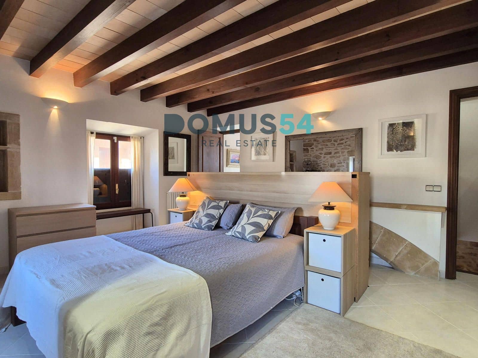 4 bedroom Villa for sale in Alcudia - € 950,000 (Ref: 8761736)