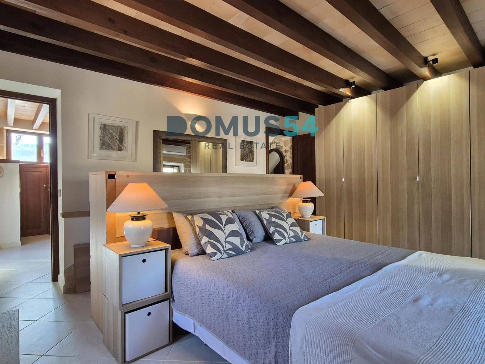 4 bedroom Villa for sale in Alcudia - € 950,000 (Ref: 8761736)