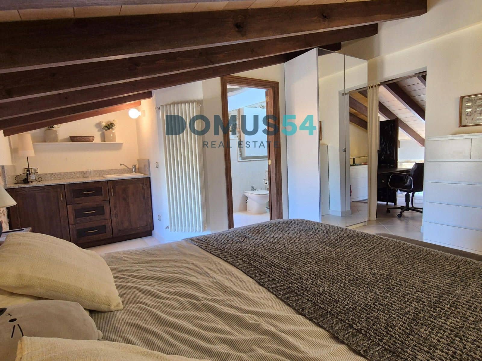 4 bedroom Villa for sale in Alcudia - € 950,000 (Ref: 8761736)