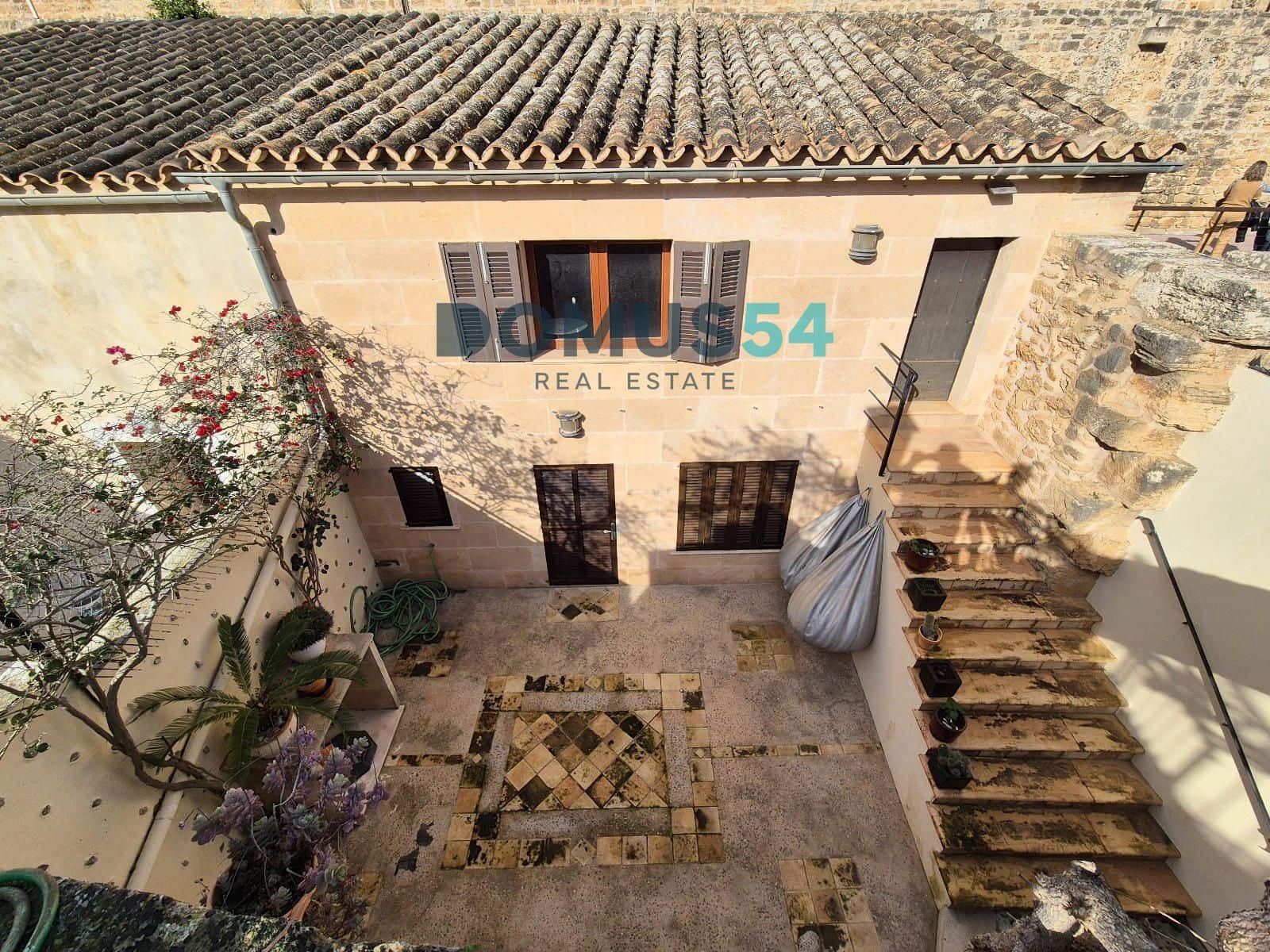 4 bedroom Villa for sale in Alcudia - € 950,000 (Ref: 8761736)