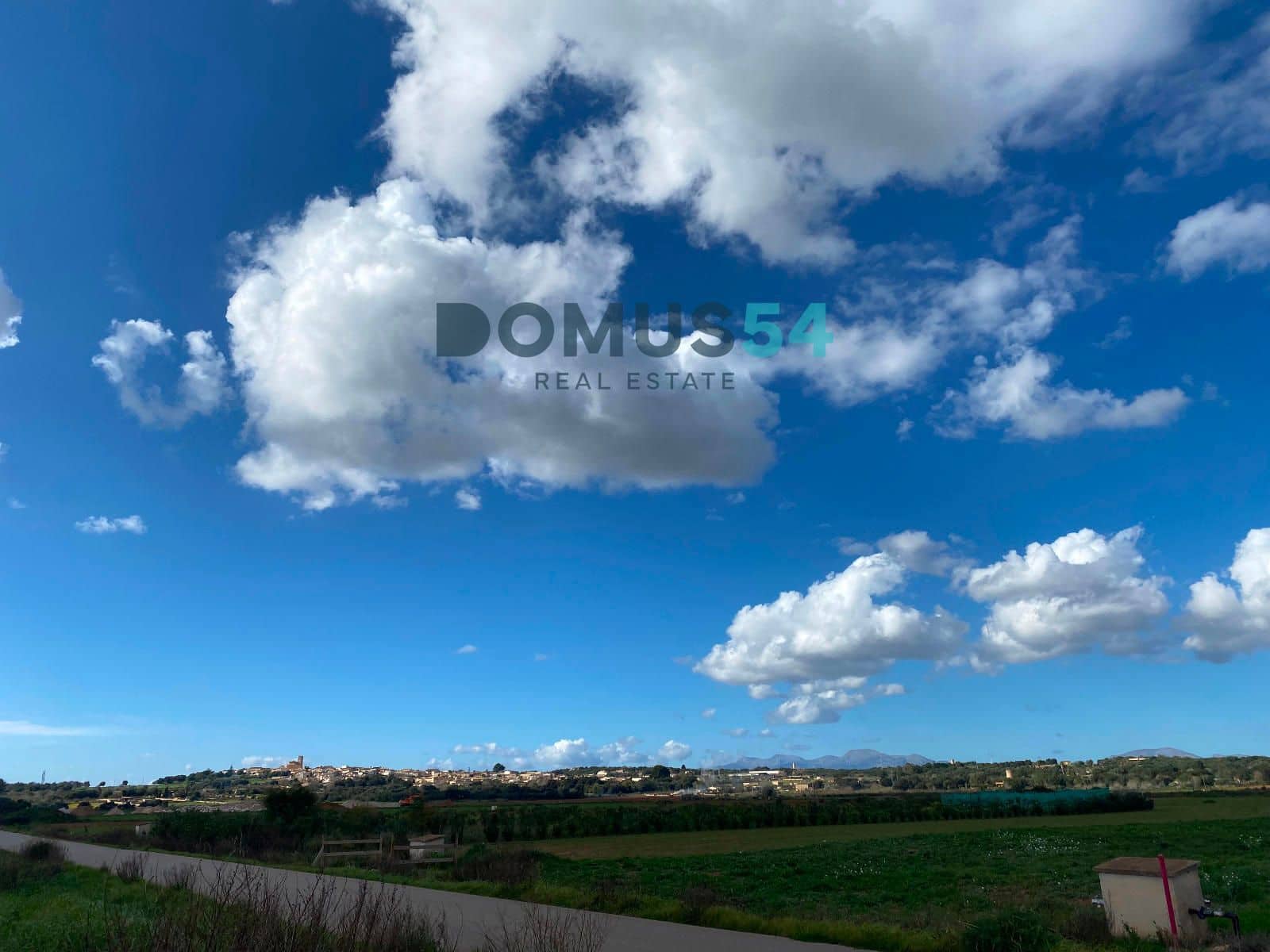 Grunde uden byggetilladelser til salg i Ariany - € 17.000 (Ref: 8800312)